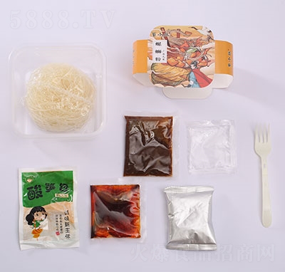 ��С����·�ۺ�