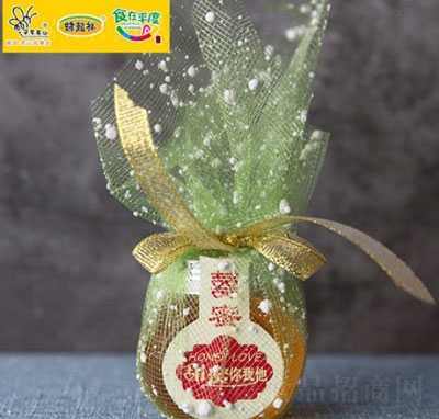 ����������۹��b