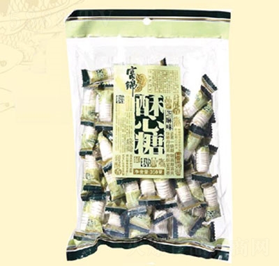 ���\������