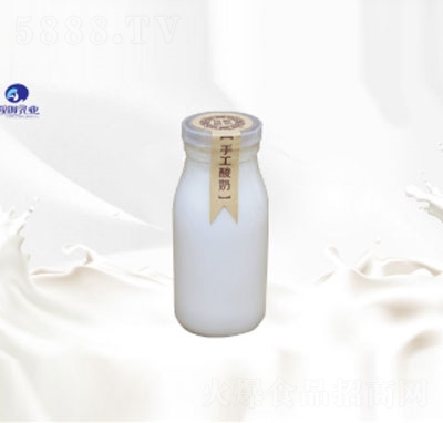 鞍鋼乳業(yè)現(xiàn)釀酸奶