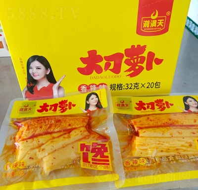 ��M����}��