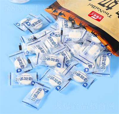 ��������½�����ؐ�ɳ���Ƭɢ�b