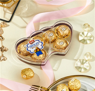 ���¹��ʊA�������ɿ������˹�(ji��)�ͶY��cϲ��6��