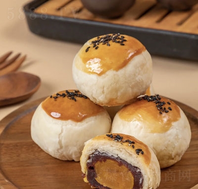 眾星蛋黃酥糕點休閑零食招商