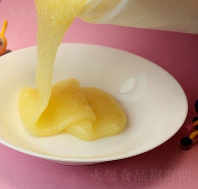 �۾������r�����{