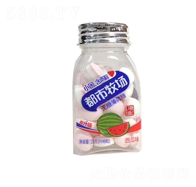 ��������(ch��ng)�o(w��)�Ǳ�����Ԓ÷��÷ζ��ں�Ƭ�ǹ����eʳƷ����ζ