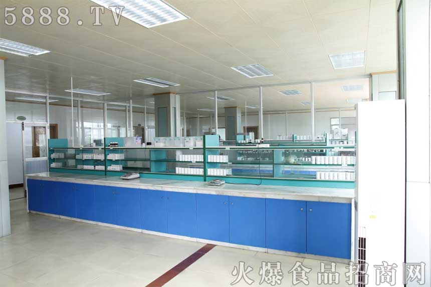 實(shí)驗(yàn)操作臺(tái)