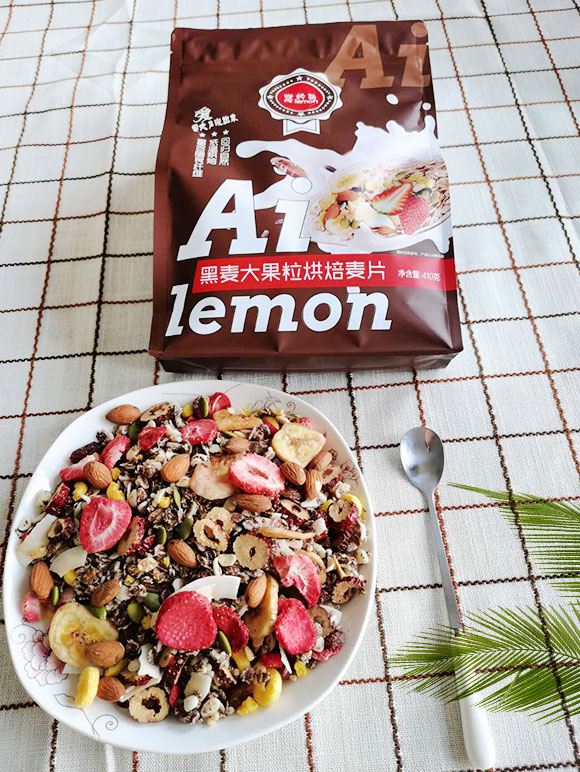 哎檸萌黑麥大果粒麥片 哎檸萌黑麥大果粒麥片