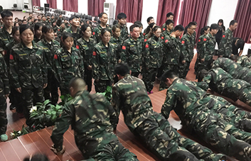 �e�ֱ�Q���I(l��ng)�����������F(xi��n)��W(xu��)�T��