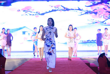 㡶\CAչF(xin)҂ͬ