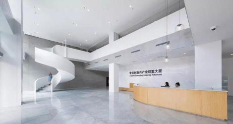 成都海倫天麓銷售中心，東方優(yōu)雅與現(xiàn)代融合的空間縮影！