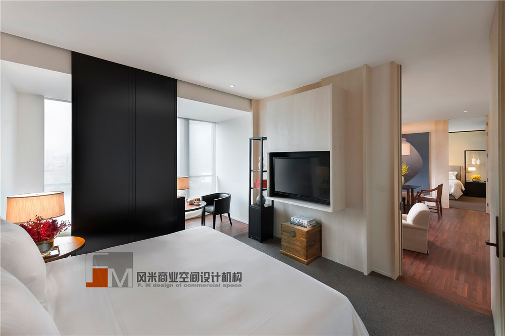 為了這家酒店，志明與春嬌從香港飛到了臺(tái)北！
